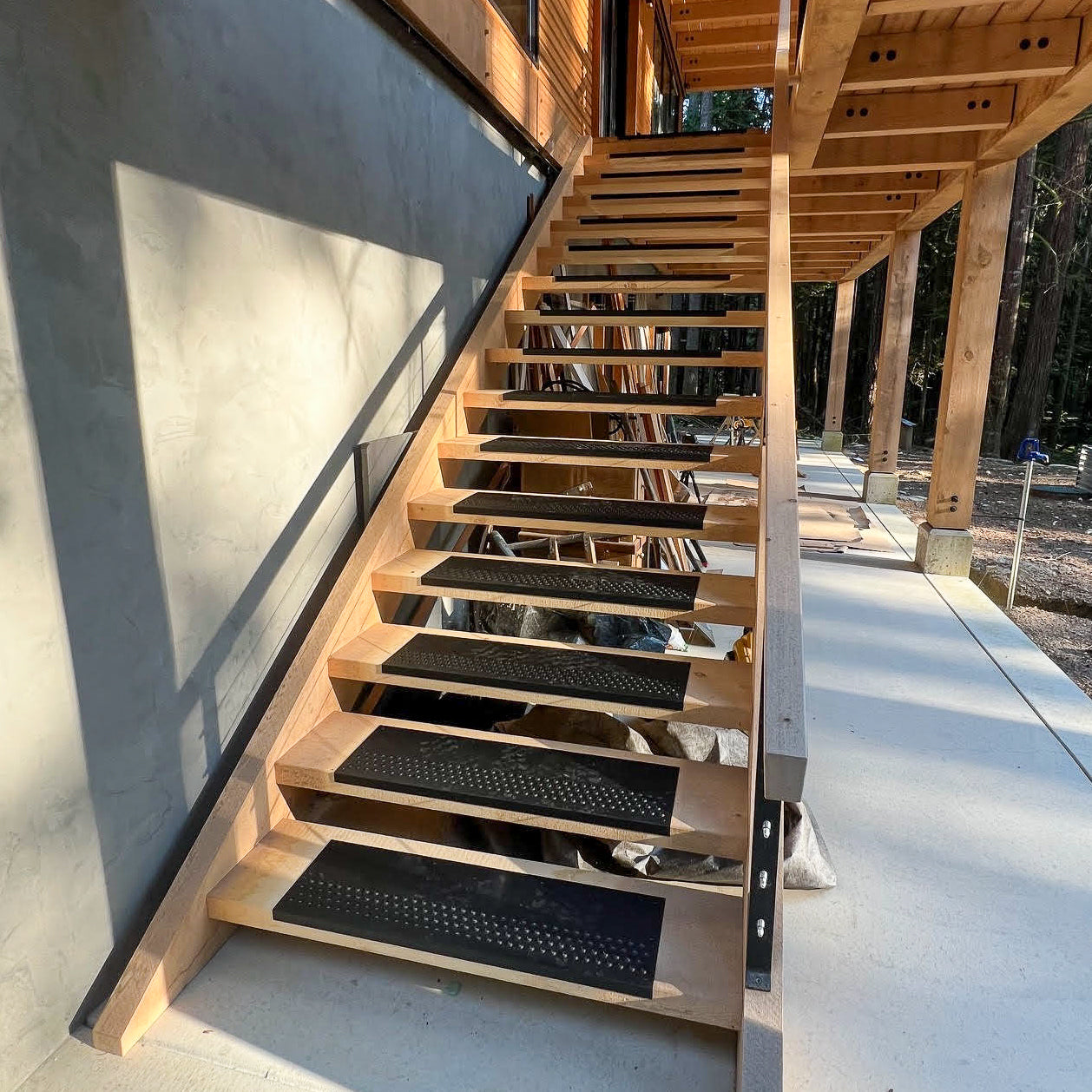 STEADY-STEP Anti-Slip Stair Tread Cover for Outdoor Stairs - Durable Aluminum