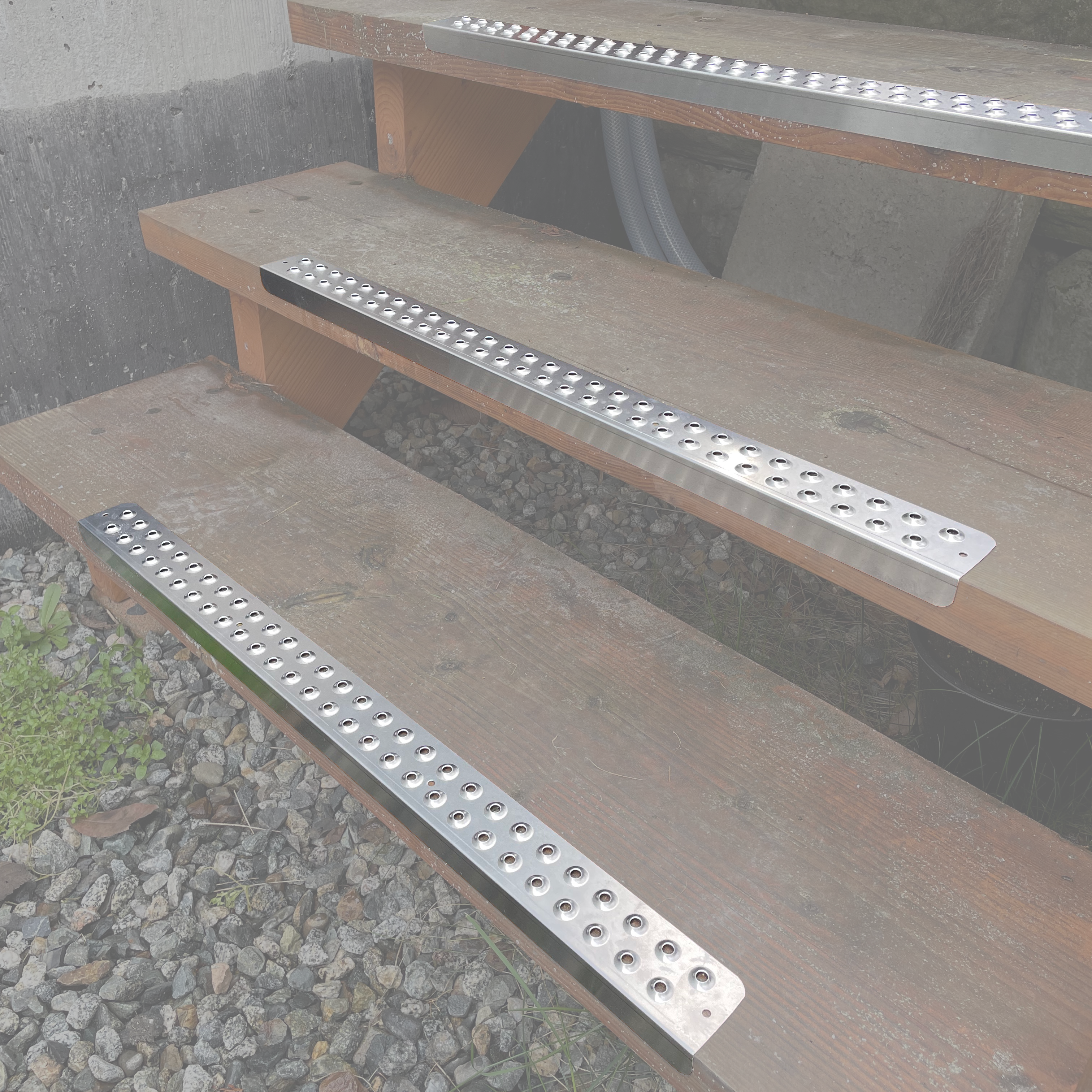 STEADY-STEP Anti-Slip Stair Nosing for Outdoor Stairs - Durable Aluminum