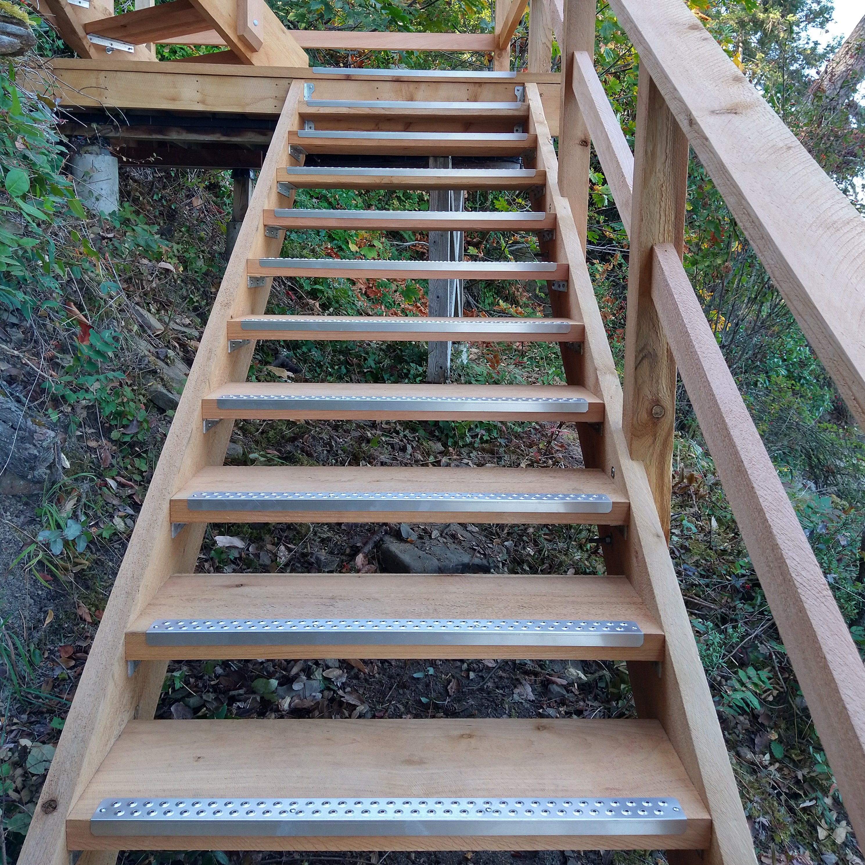 STEADY-STEP Anti-Slip Stair Nosing for Outdoor Stairs - Durable Aluminum