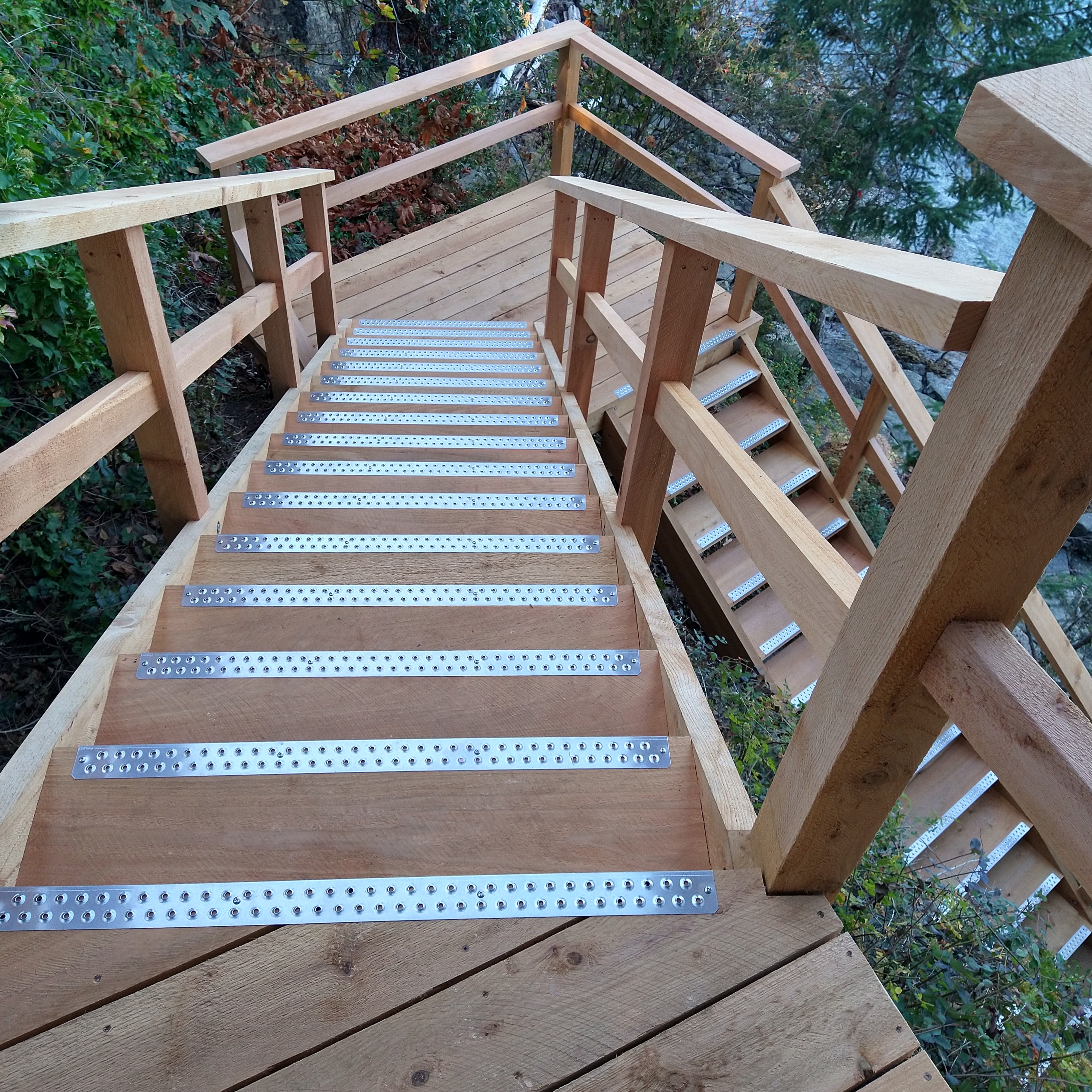 STEADY-STEP Anti-Slip Stair Nosing for Outdoor Stairs - Durable Aluminum